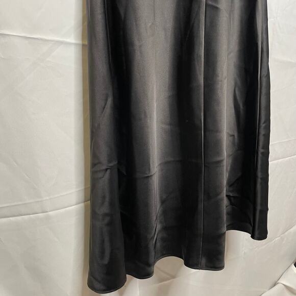 Nasty Gal Satin Dress - Picture 4 of 9